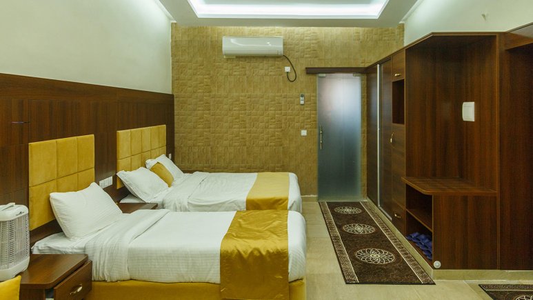 اتاق سه تخته 1 هتل ساحل طلایی قشم